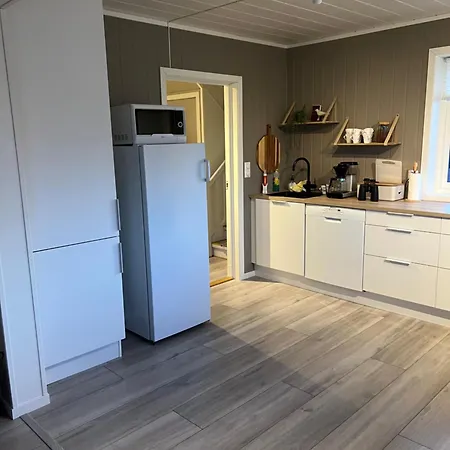 Huset I Oksfjordhamn *